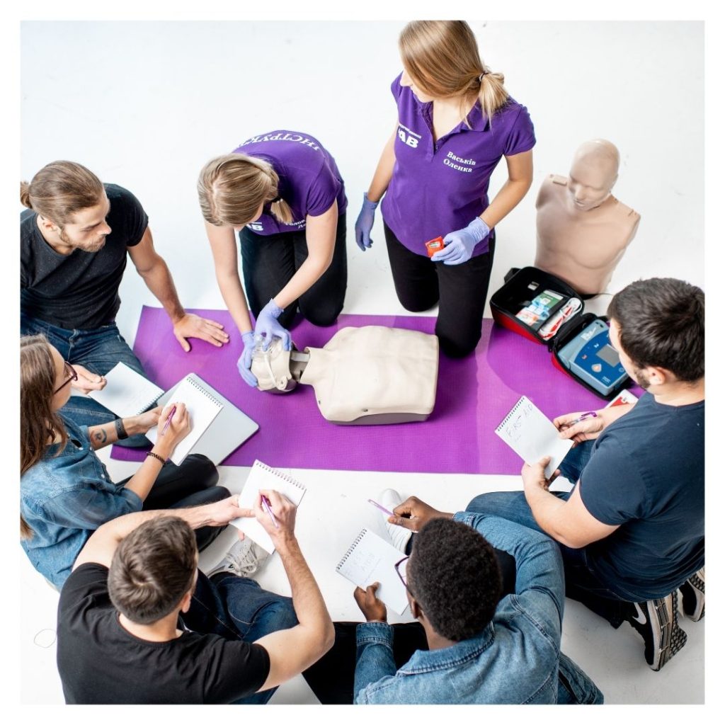 medical team reviewing CPR