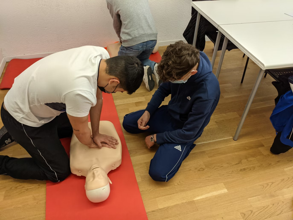 The Importance of On-Site CPR Training for Emergency Preparedness in the Workplace